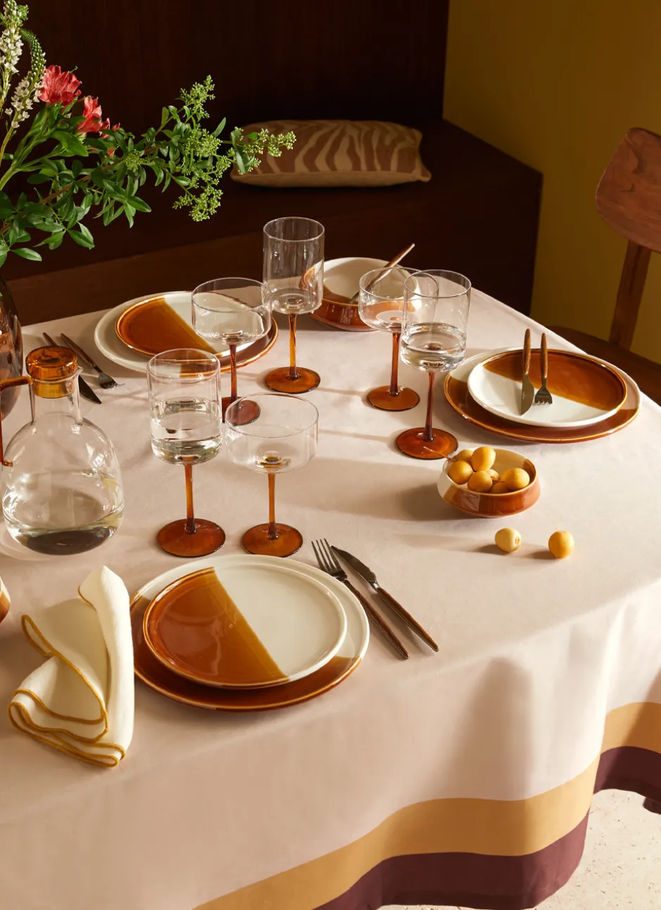 CARAFE EN VERRE ÉPURÉE CARAMEL