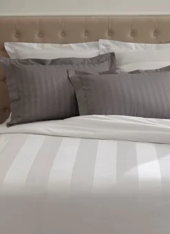 HOUSSE DE COUETTE RAYÉE EN SATIN DE COTON BLANC